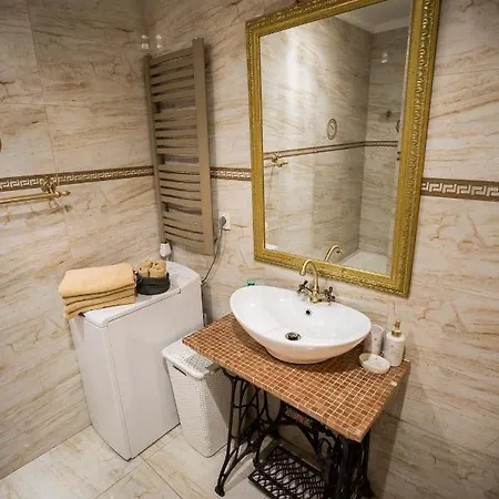 Obok Poczty Blisko Rynku דירה *