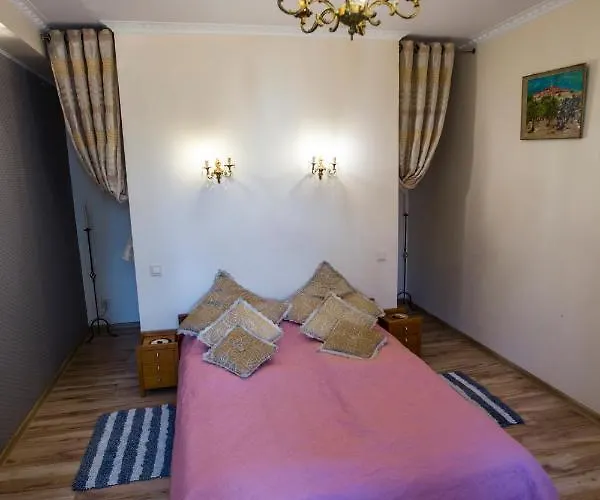 Obok Poczty Blisko Rynku Lejlighed