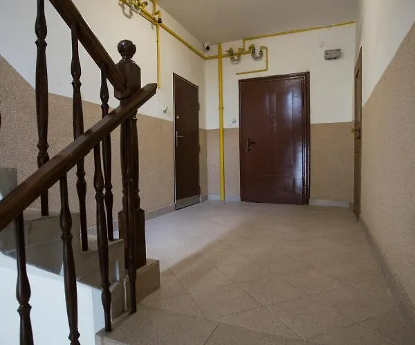 Obok Poczty Blisko Rynku