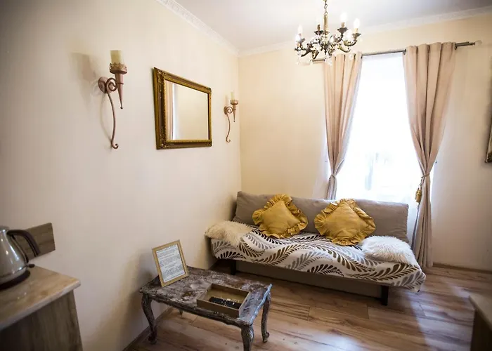 Obok Poczty Blisko Rynku *